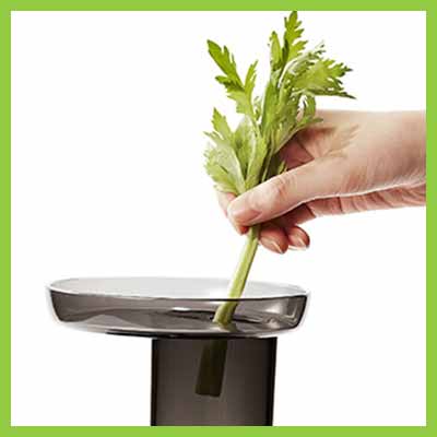 Das halbtransparente Material des H-AA ermöglicht es den Entsaftungsvorgang besser beobachten zu können Das halbtransparente Material des H-AA ermöglicht es den Entsaftungsvorgang besser beobachten zu können