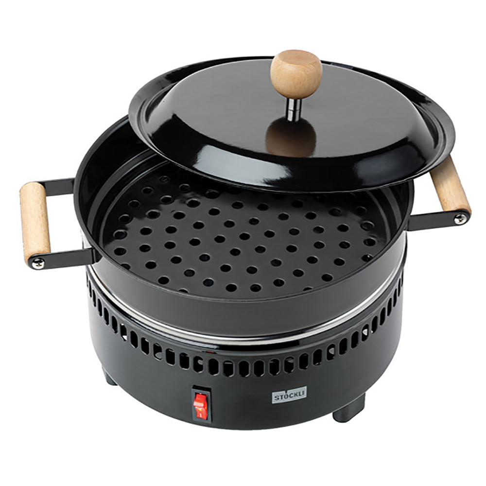 Stöckli Maroniofen - Deckel geöffnet Stöckli Maroniofen - Deckel geöffnet