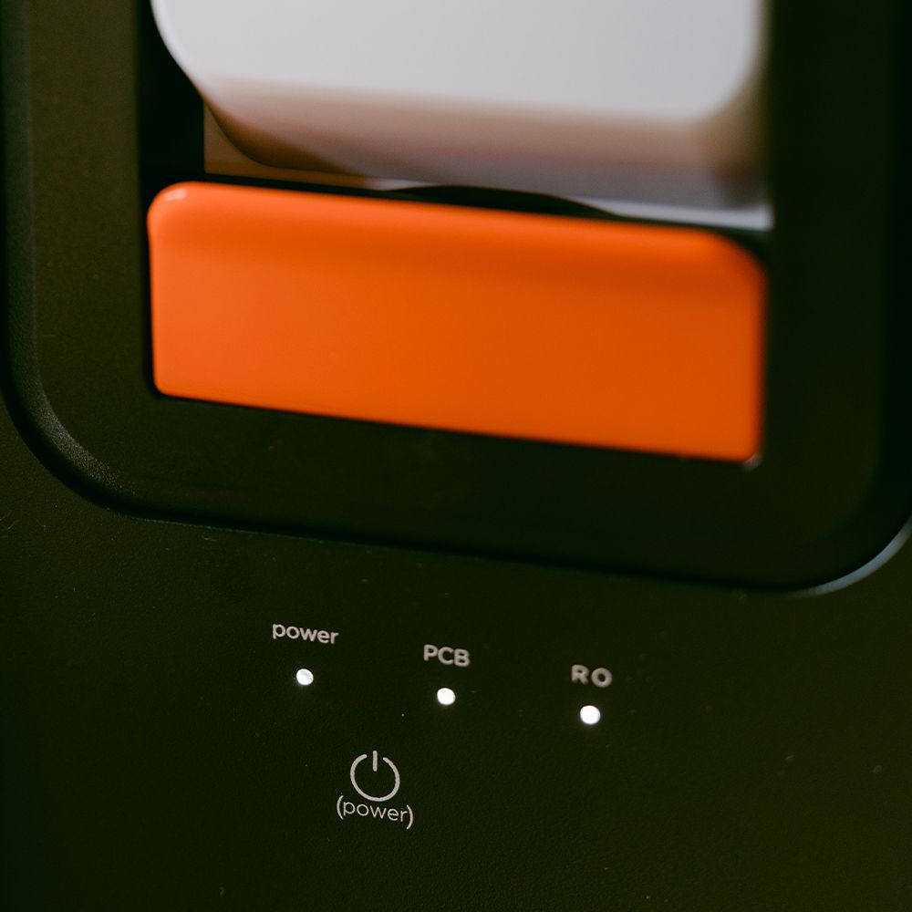 Kaaro Umkehrosmose Wasserfilter von INDIEWATER - modernes Display Kaaro Umkehrosmose Wasserfilter von INDIEWATER - modernes Display